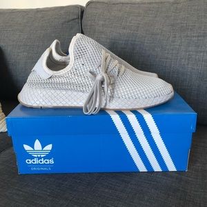 adidas Deerupt runner size 10.5